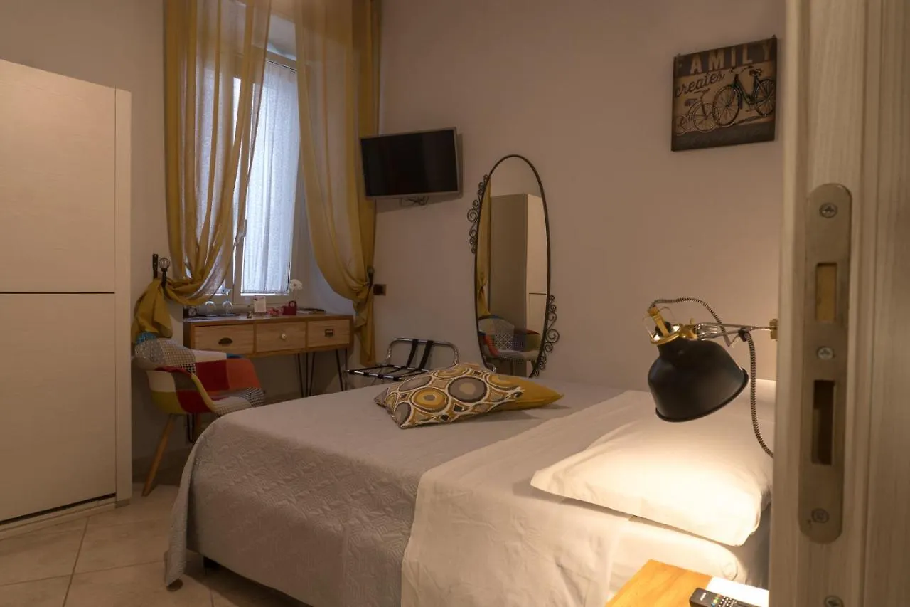 B&B Pantarei Napoli 2*, Naples